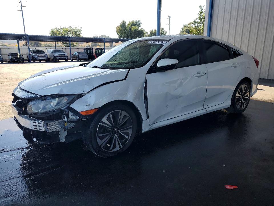 Продаж на аукціоні авто 2017 Honda Civic, vin: 2HGFC1F32HH647825, номер лоту: 58782576