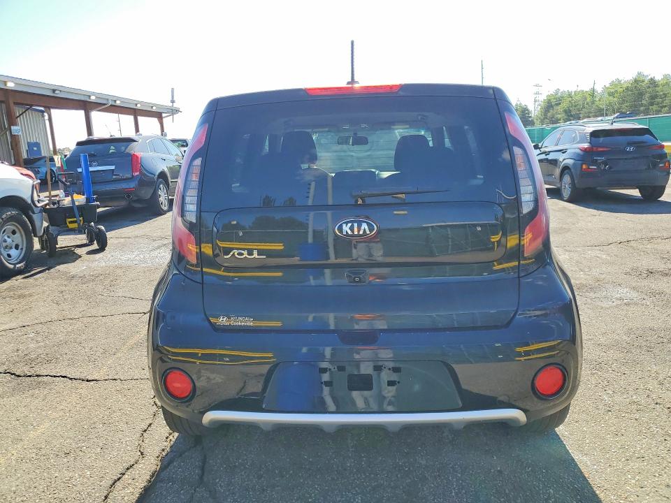 Aukcja sprzedaży 2018 Kia Soul, vin: KNDJP3A53J7510881, numer aukcji: 57394646