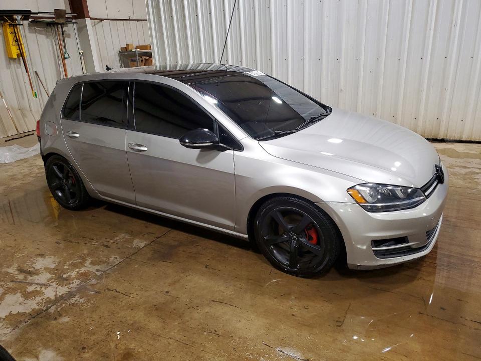 57692546 :رقم المزاد ، 3VW217AU2GM010856 vin ، 2016 Volkswagen Golf مزاد بيع