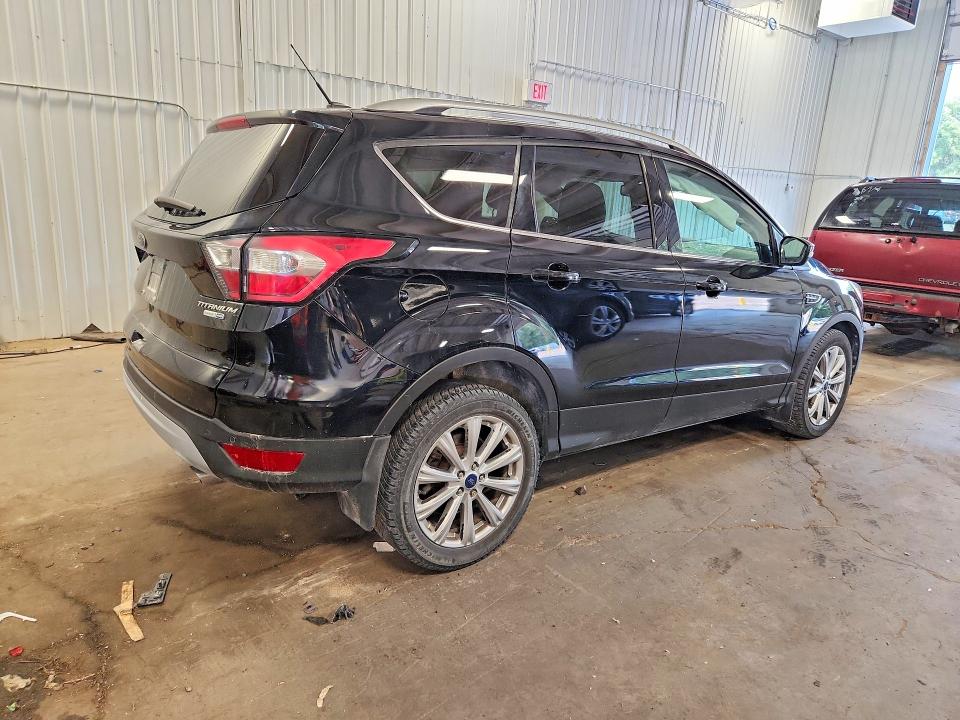 Продаж на аукціоні авто 2017 Ford Escape, vin: 1FMCU9J9XHUC86233, номер лоту: 58897066