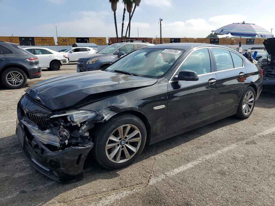 57599706 :رقم المزاد ، WBA5A5C56GD527824 vin ، 2016 Bmw 528 مزاد بيع