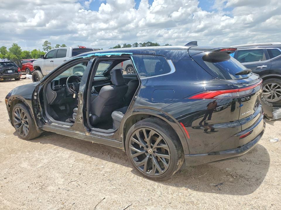 53428906 :رقم المزاد ، JTDACAAJ7S3001270 vin ، 2025 Toyota Crown Signia مزاد بيع