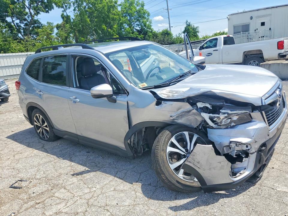 Продажа на аукционе авто 2019 Subaru Forester, vin: JF2SKAUC0KH535851, номер лота: 57731306