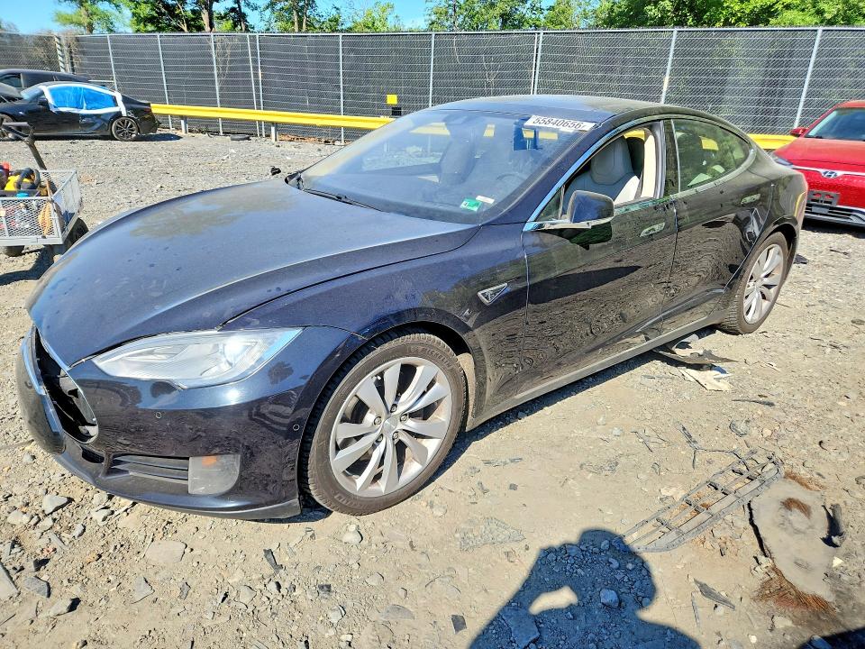 Auction sale of the 2015 Tesla Model S, vin: 5YJSA1H26FF096728, lot number: 55840656