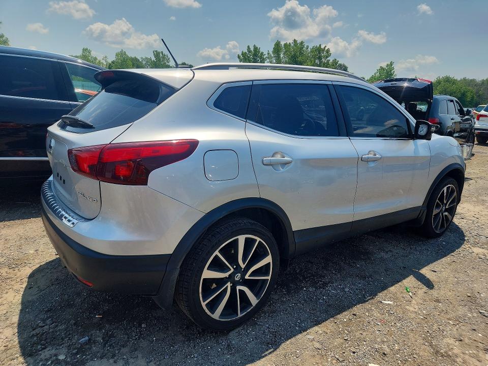 Продажа на аукционе авто 2017 Nissan Rogue Sport, vin: JN1BJ1CR5HW143334, номер лота: 56902166