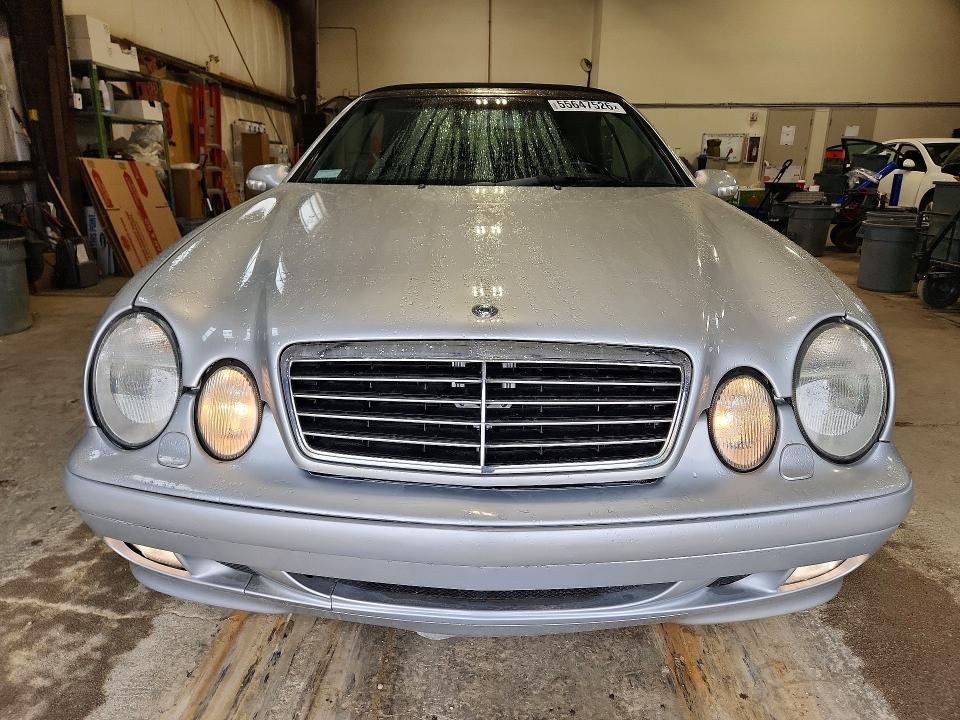 Продажа на аукционе авто 2001 Mercedes-benz Clk, vin: WDBLK65G81T070506, номер лота: 55647526