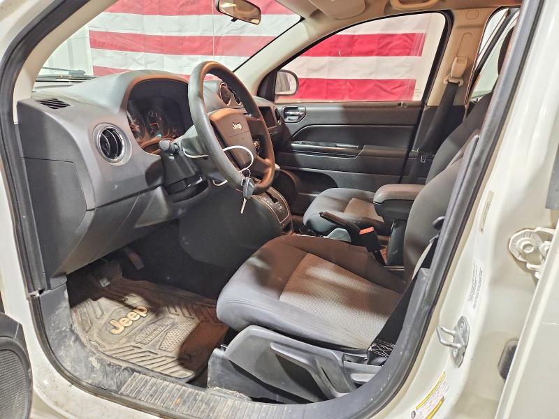 2010 Jeep Compass მანქანა იყიდება აუქციონზე, vin: 1J4NT4FA8AD506863, აუქციონის ნომერი: 58845316