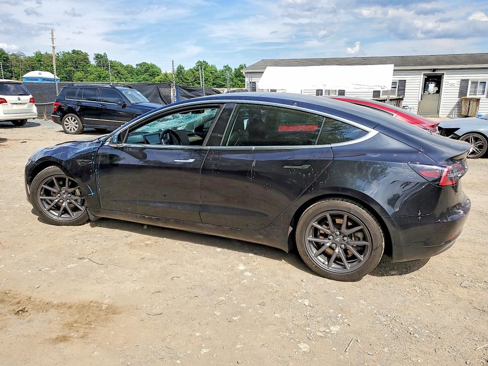 Продажа на аукционе авто 2018 Tesla Model 3, vin: 5YJ3E1EA1JF089134, номер лота: 55428356
