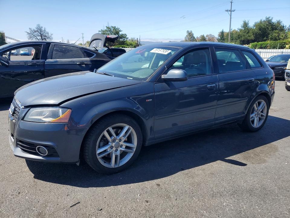 2011 Audi A3 მანქანა იყიდება აუქციონზე, vin: WAUMFAFM7BA081072, აუქციონის ნომერი: 59197936