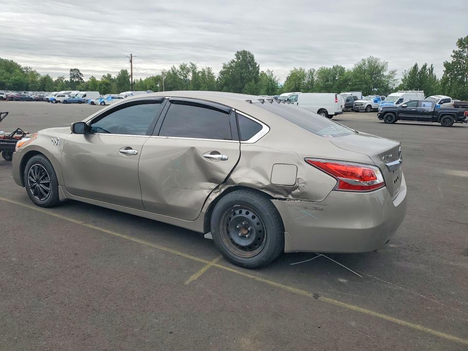 57567326 :رقم المزاد ، 1N4AL3AP3FN301646 vin ، 2015 Nissan Altima مزاد بيع