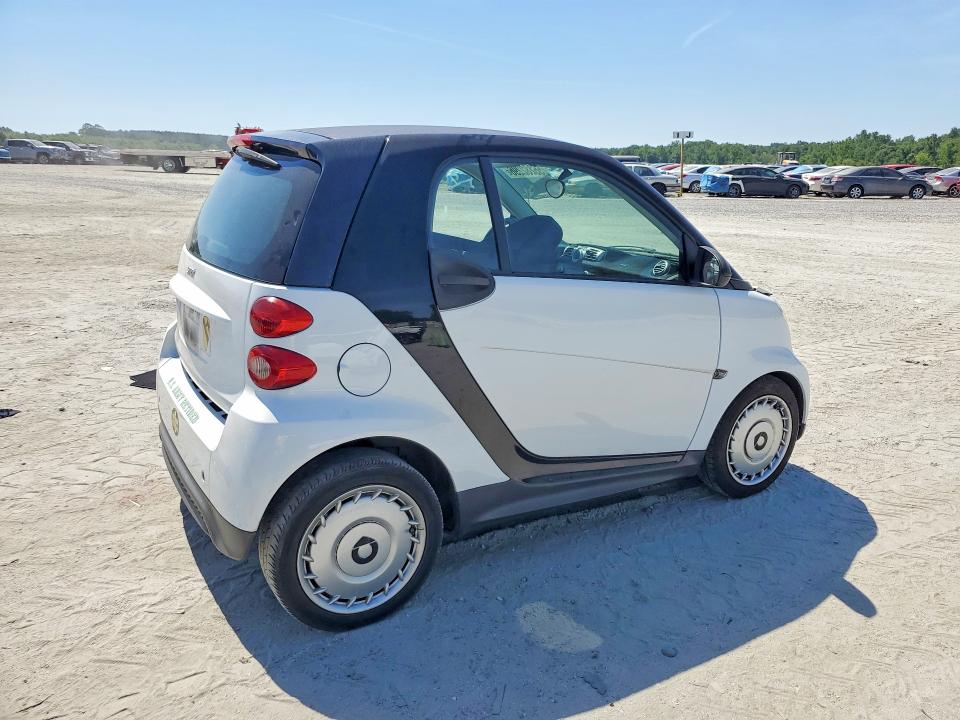 Продажа на аукционе авто 2015 Smart Fortwo, vin: WMEEJ3BA7FK797257, номер лота: 56282296