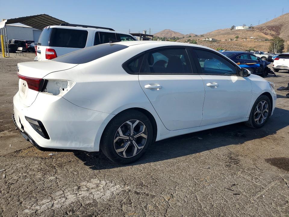 2021 Kia Forte მანქანა იყიდება აუქციონზე, vin: 3KPF24AD6ME349609, აუქციონის ნომერი: 56129336