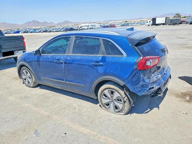 2017 Kia Niro მანქანა იყიდება აუქციონზე, vin: KNDCB3LCXH5053107, აუქციონის ნომერი: 57606346