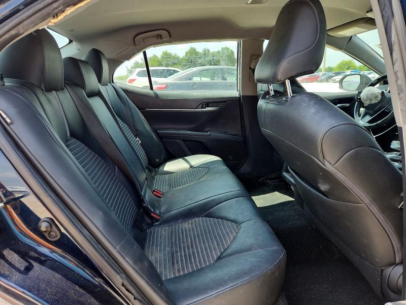 55850016 :رقم المزاد ، 4T1B11HK8KU759035 vin ، 2019 Toyota Camry مزاد بيع