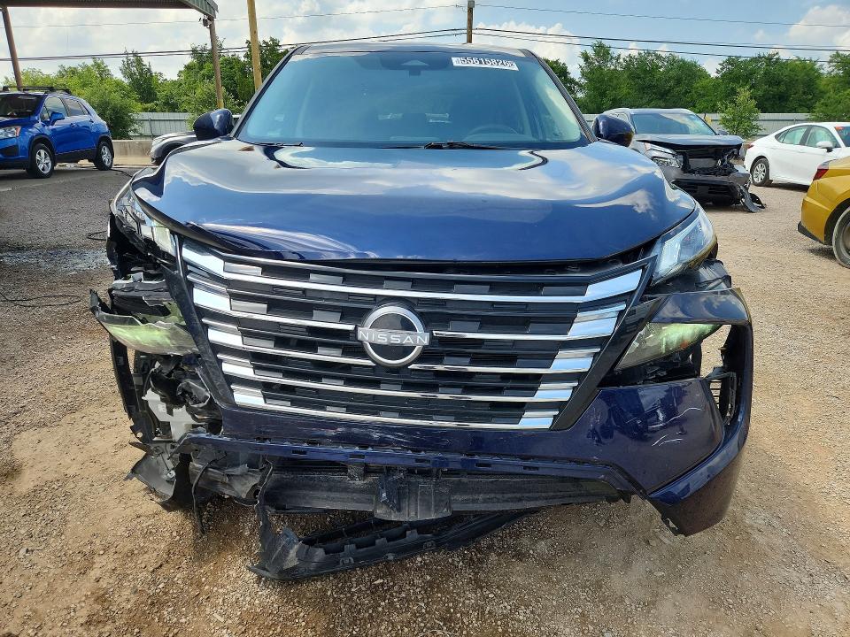 55615826 :رقم المزاد ، 5N1BT3BA8SC832657 vin ، 2025 Nissan Rogue مزاد بيع