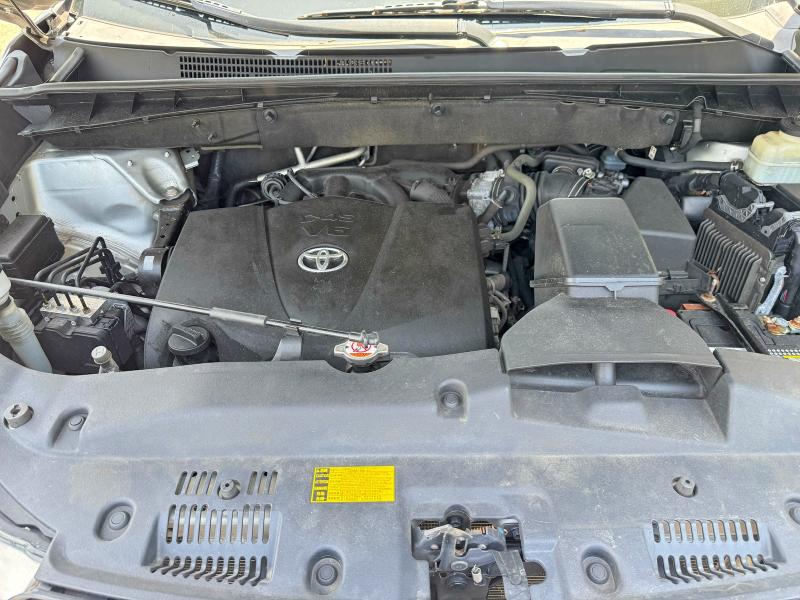 Aukcja sprzedaży 2018 Toyota Highlander, vin: 5TDBZRFH1JS833126, numer aukcji: 57186806