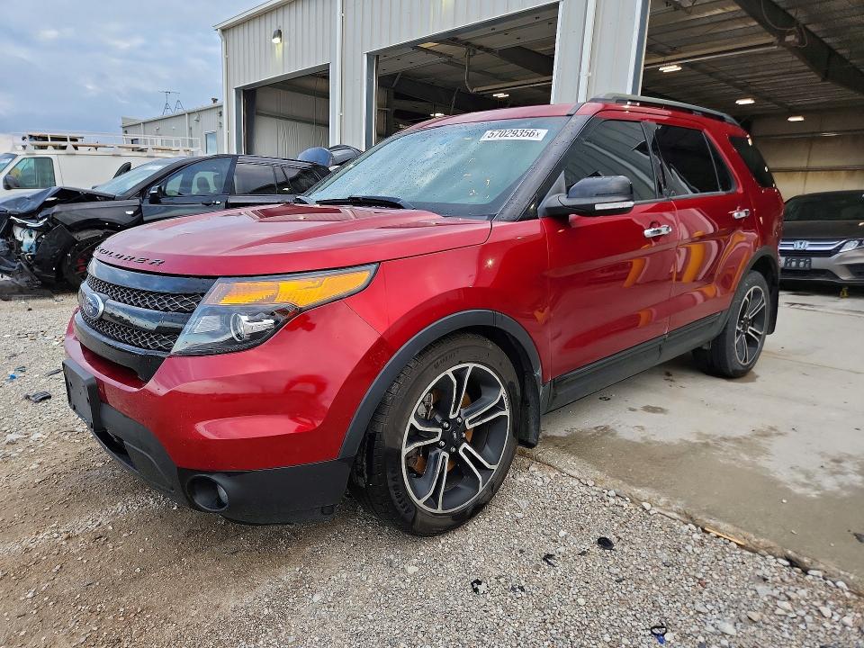 57029356 :رقم المزاد ، 1FM5K8GT2DGC10347 vin ، 2013 Ford Explorer مزاد بيع