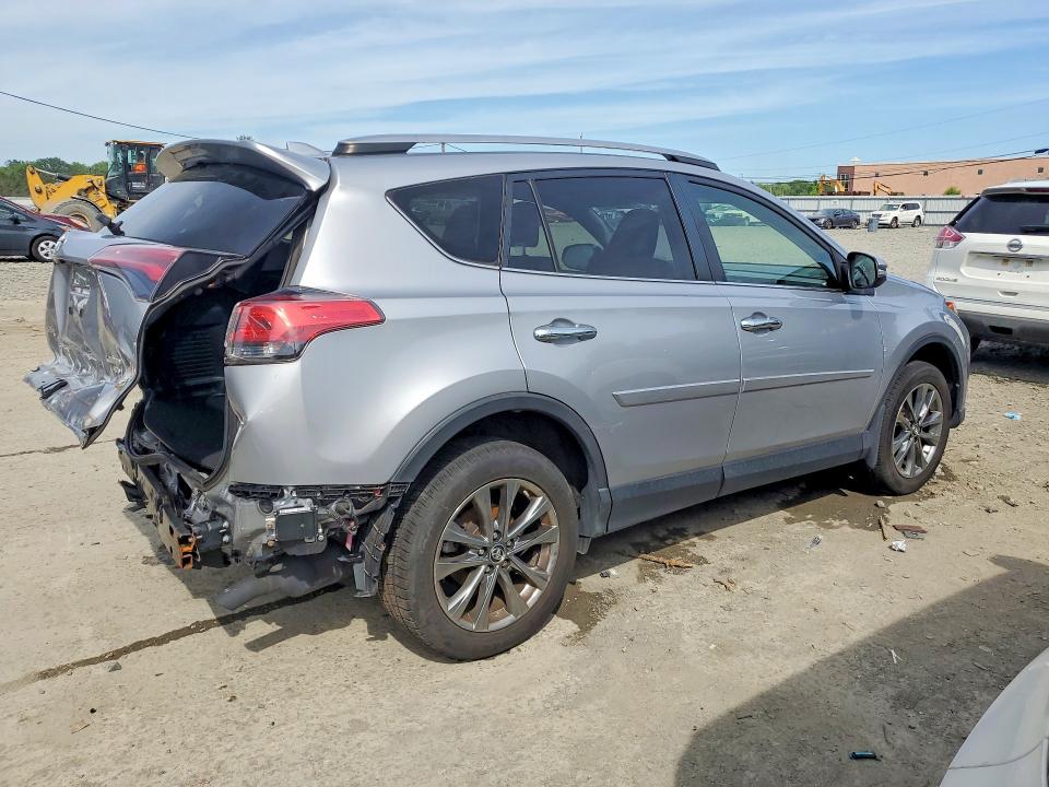 56091976 :رقم المزاد ، JTMDFREV5JD239269 vin ، 2018 Toyota Rav4 مزاد بيع