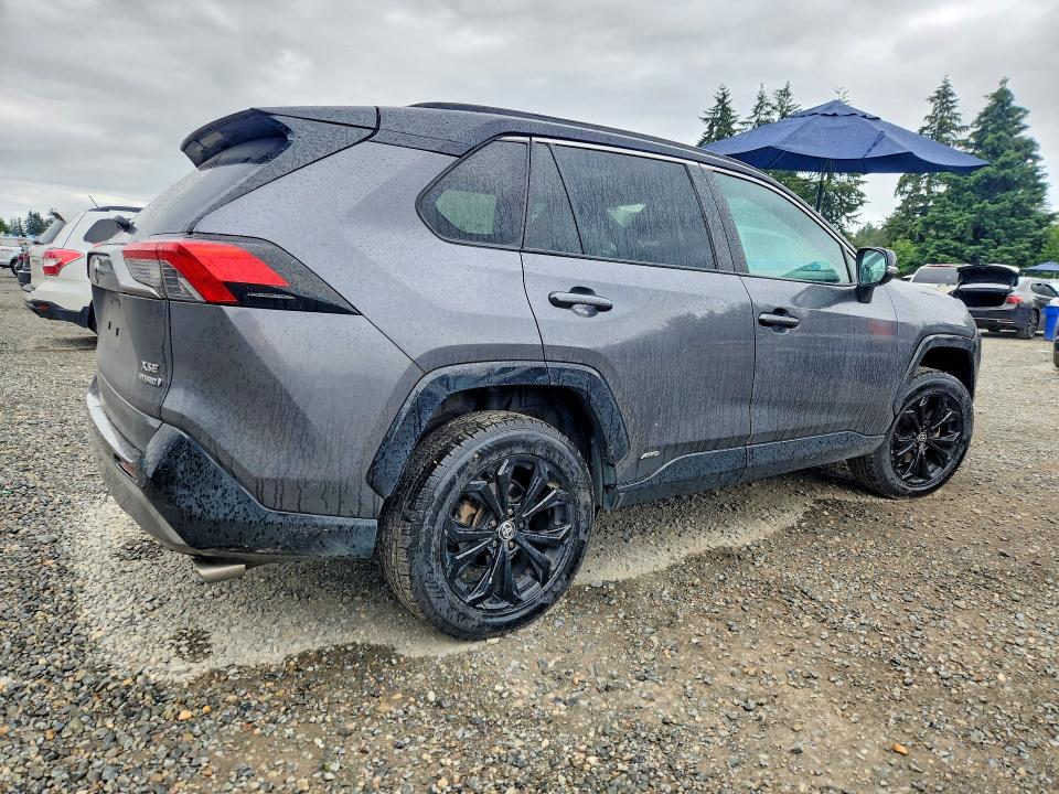 56323386 :رقم المزاد ، 4T3E6RFV5NU070091 vin ، 2022 Toyota Rav4 مزاد بيع