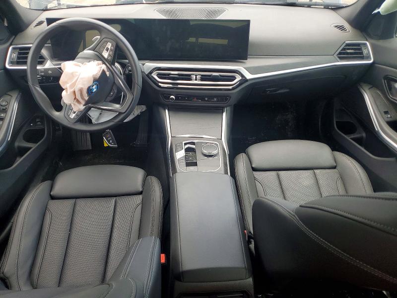 55782176 :رقم المزاد ، 3MW39FF03R8E09509 vin ، 2024 Bmw 330e مزاد بيع