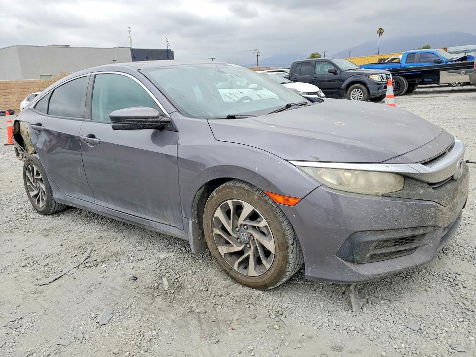 Продажа на аукционе авто 2018 Honda Civic, vin: 2HGFC2F75JH575131, номер лота: 58334206