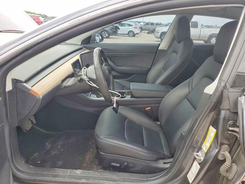 57335836 :رقم المزاد ، 5YJ3E1EA6JF018799 vin ، 2018 Tesla Model 3 مزاد بيع