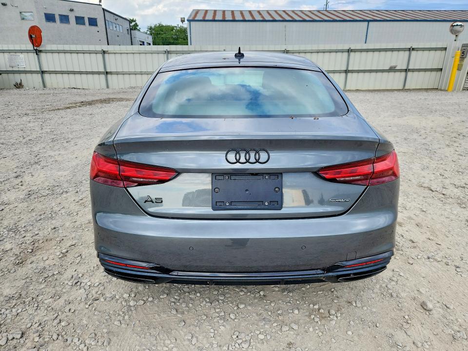 2022 Audi A5 მანქანა იყიდება აუქციონზე, vin: WAUEACF58NA020017, აუქციონის ნომერი: 48544966