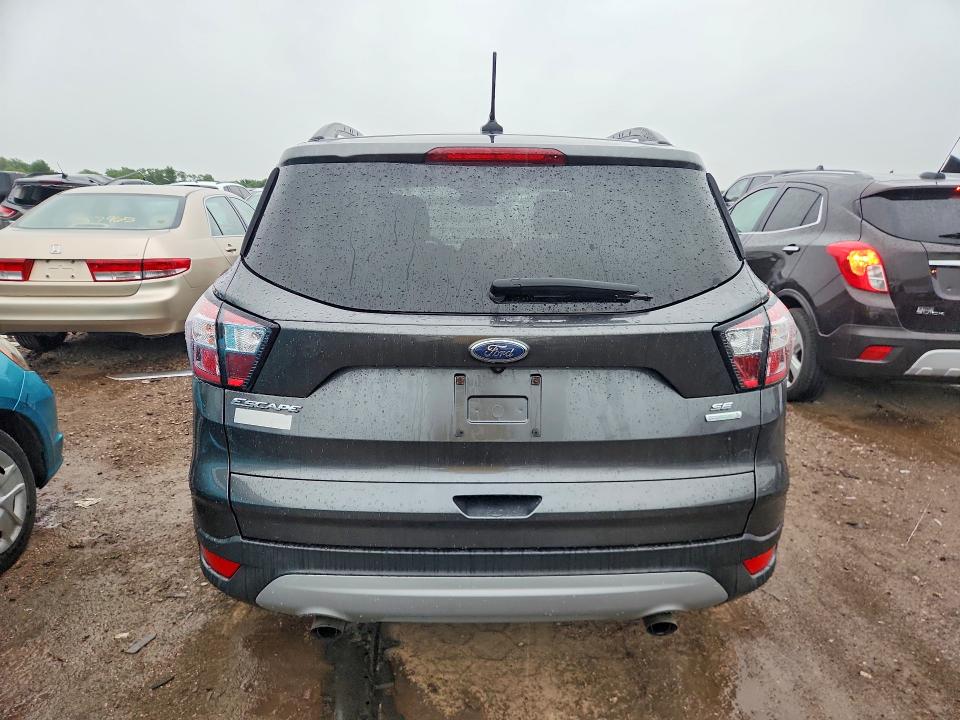 Продажа на аукционе авто 2018 Ford Escape, vin: 1FMCU0GD2JUB06630, номер лота: 57226576