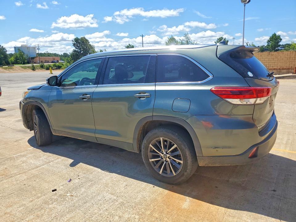 2019 Toyota Highlander მანქანა იყიდება აუქციონზე, vin: 5TDKZRFH2KS349533, აუქციონის ნომერი: 58612706