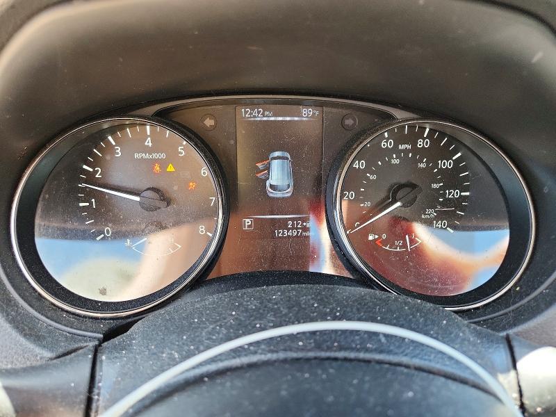 Продажа на аукционе авто 2017 Nissan Rogue Sport, vin: JN1BJ1CR0HW129566, номер лота: 54994326