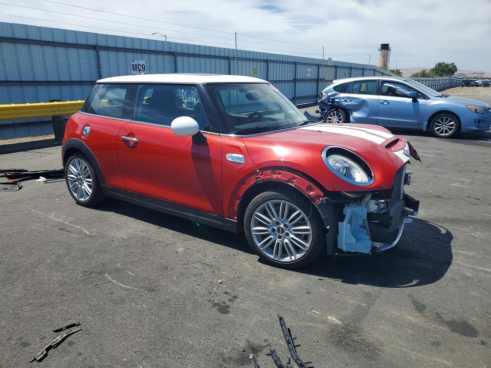Продажа на аукционе авто 2018 Mini Cooper, vin: WMWXP7C59J2A48970, номер лота: 58818806