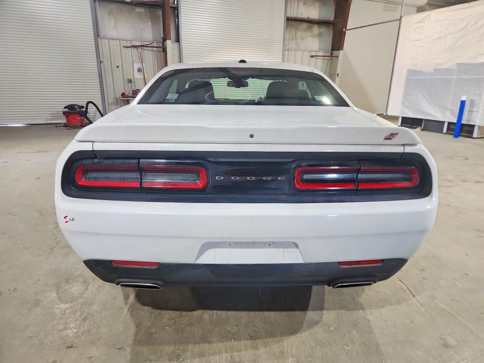 57624526 :رقم المزاد ، 2C3CDZKG1NH175672 vin ، 2022 Dodge Challenger مزاد بيع