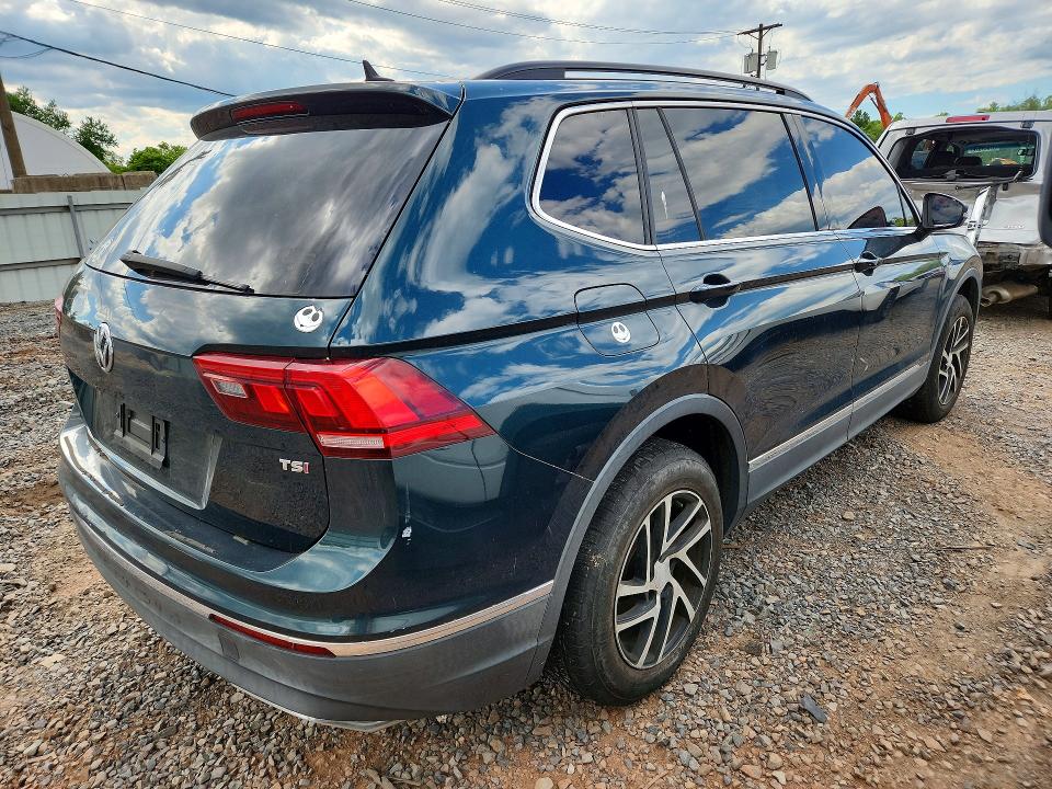 Продаж на аукціоні авто 2018 Volkswagen Tiguan, vin: 3VV3B7AX4JM025642, номер лоту: 58131116
