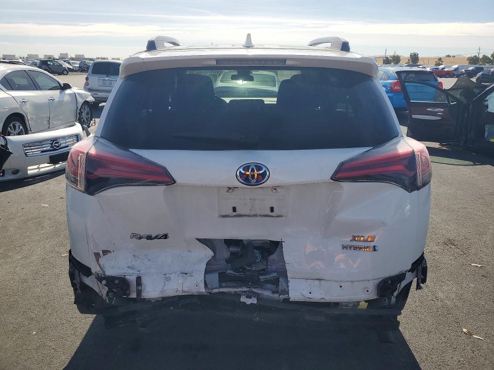 55470686 :رقم المزاد ، JTMRJREV8HD098535 vin ، 2017 Toyota Rav4 Hybrid مزاد بيع