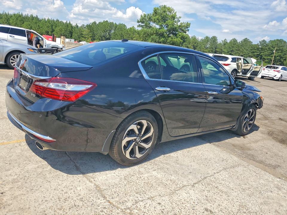 Aukcja sprzedaży 2017 Honda Accord, vin: 1HGCR3F86HA033237, numer aukcji: 56902926
