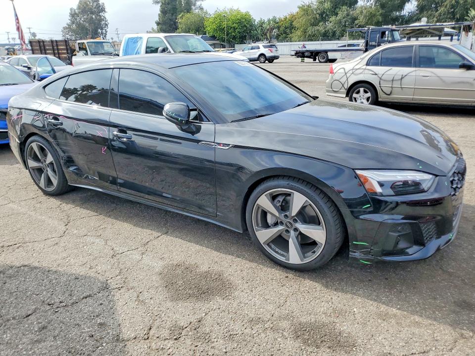 55375686 :رقم المزاد ، WAUFACF58MA045549 vin ، 2021 Audi A5 مزاد بيع