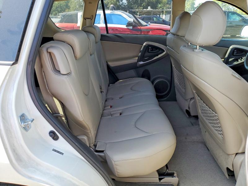 Продажа на аукционе авто 2006 Toyota Rav4, vin: JTMBD31V365043381, номер лота: 55993856