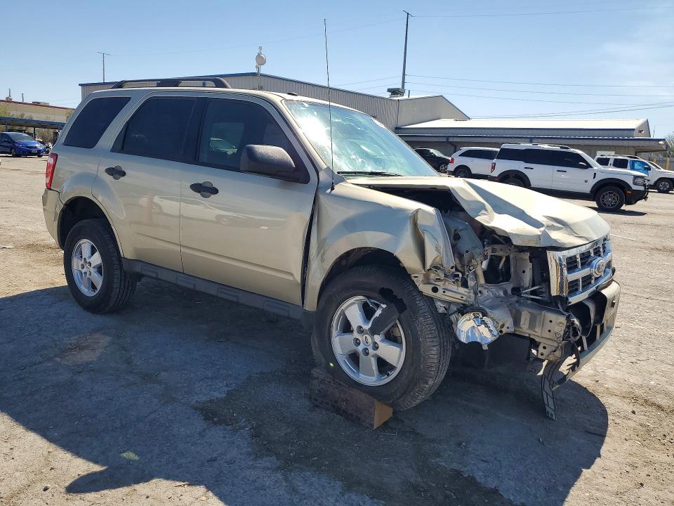 57442426 :رقم المزاد ، 1FMCU0D74BKB66551 vin ، 2011 Ford Escape مزاد بيع