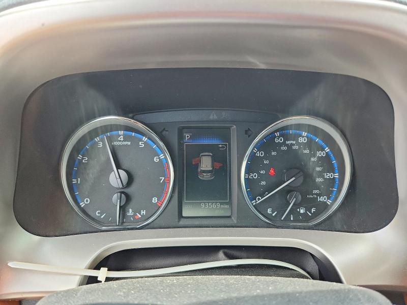 Продаж на аукціоні авто 2018 Toyota Rav4, vin: JTMDFREV9JJ730770, номер лоту: 53786646