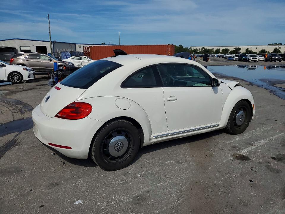 Продаж на аукціоні авто 2013 Volkswagen Beetle, vin: 3VWJP7AT1DM690889, номер лоту: 57775216