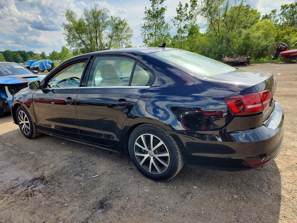 57169796 :رقم المزاد ، 3VWDB7AJ9HM339597 vin ، 2017 Volkswagen Jetta مزاد بيع
