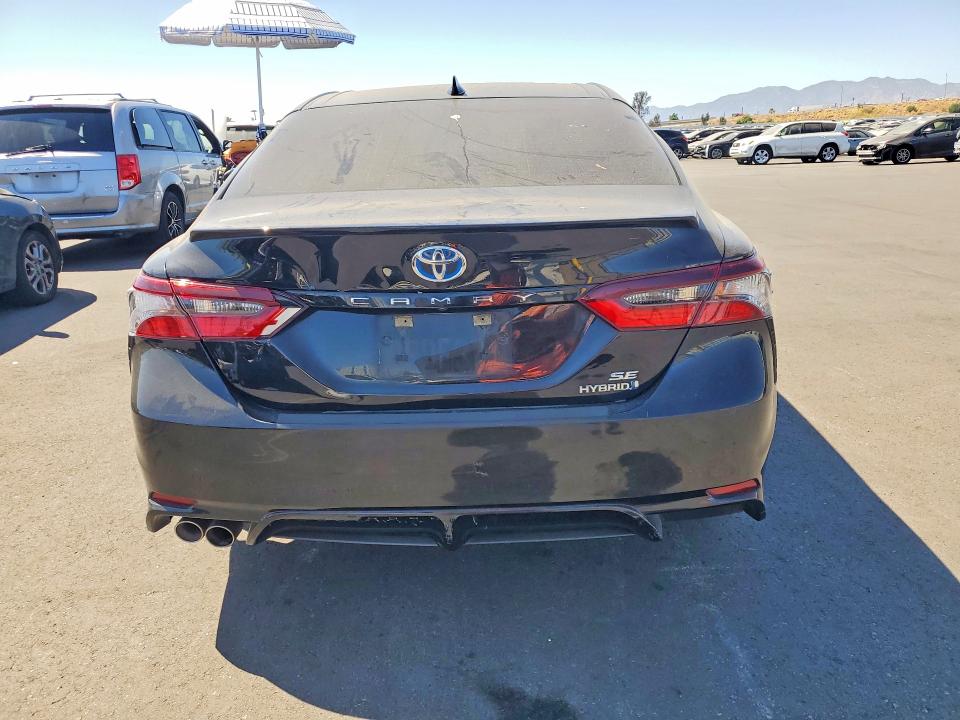 2023 Toyota Camry Hybrid მანქანა იყიდება აუქციონზე, vin: 4T1S31AKXPU610315, აუქციონის ნომერი: 57021396