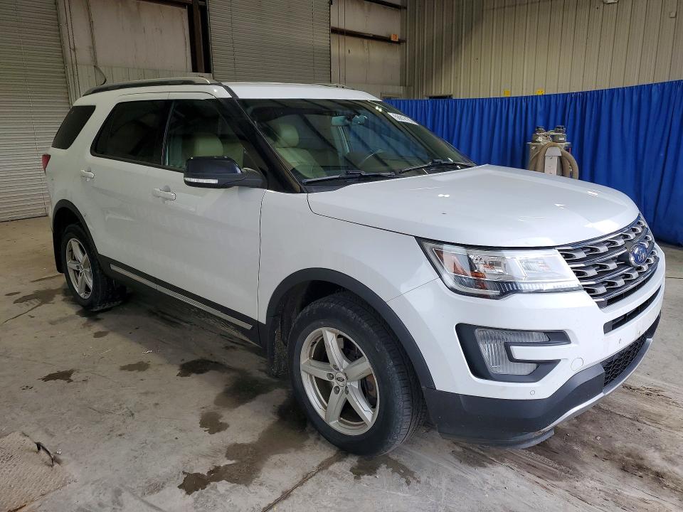 56812186 :رقم المزاد ، 1FM5K8D88HGD66589 vin ، 2017 Ford Explorer مزاد بيع
