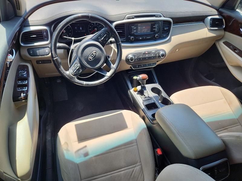 55933756 :رقم المزاد ، 5XYPG4A35GG074061 vin ، 2016 Kia Sorento مزاد بيع