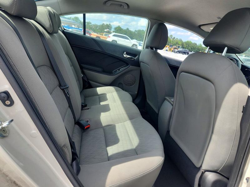 58358366 :رقم المزاد ، KNAFK4A68F5334655 vin ، 2015 Kia Forte مزاد بيع
