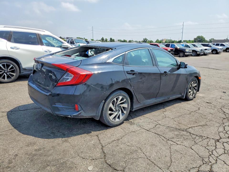 2016 Honda Civic მანქანა იყიდება აუქციონზე, vin: 2HGFC2F74GH500591, აუქციონის ნომერი: 58836726