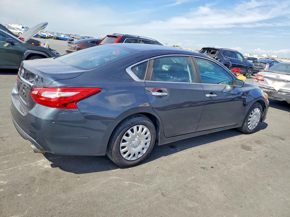 2016 Nissan Altima მანქანა იყიდება აუქციონზე, vin: 1N4AL3AP8GC221837, აუქციონის ნომერი: 59015486