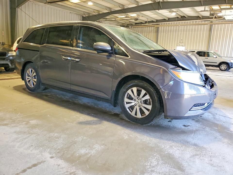 57482416 :رقم المزاد ، 5FNRL5H66FB131383 vin ، 2015 Honda Odyssey مزاد بيع