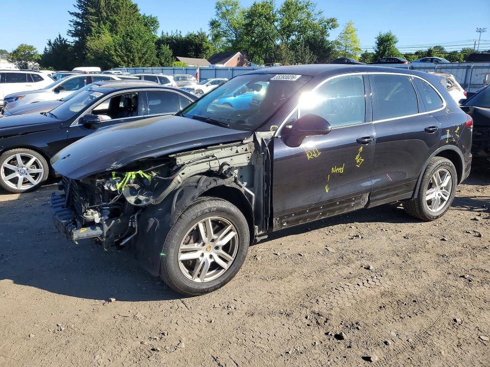 55393026 :رقم المزاد ، WP1AA2A24GLA04508 vin ، 2016 Porsche Cayenne مزاد بيع