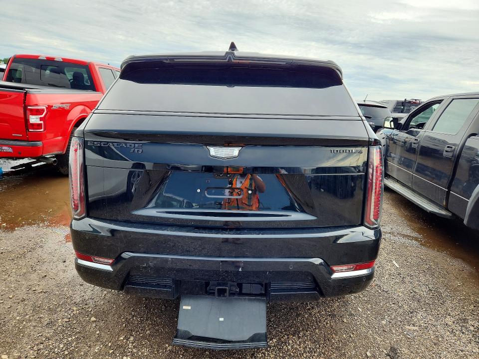 Продажа на аукционе авто 2025 Cadillac Escalade Iq, vin: 1GYTEFKL4SU107924, номер лота: 55371856